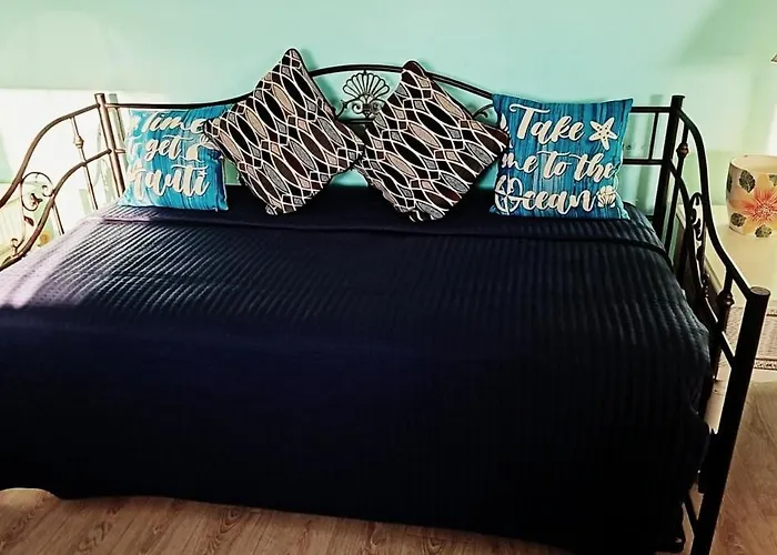 Beachblock House, Walk To Beach, And Free Parking * Ocean City