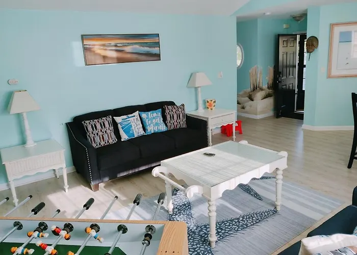 Holiday home Beachblock House, Walk To Beach, And Free Parking *