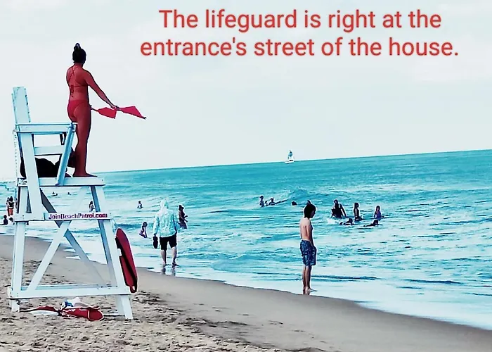 Beachblock House, Walk To Beach, And Free Parking *
